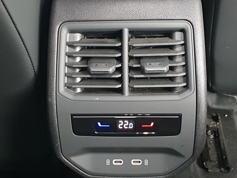 More views of Cupra Formentor