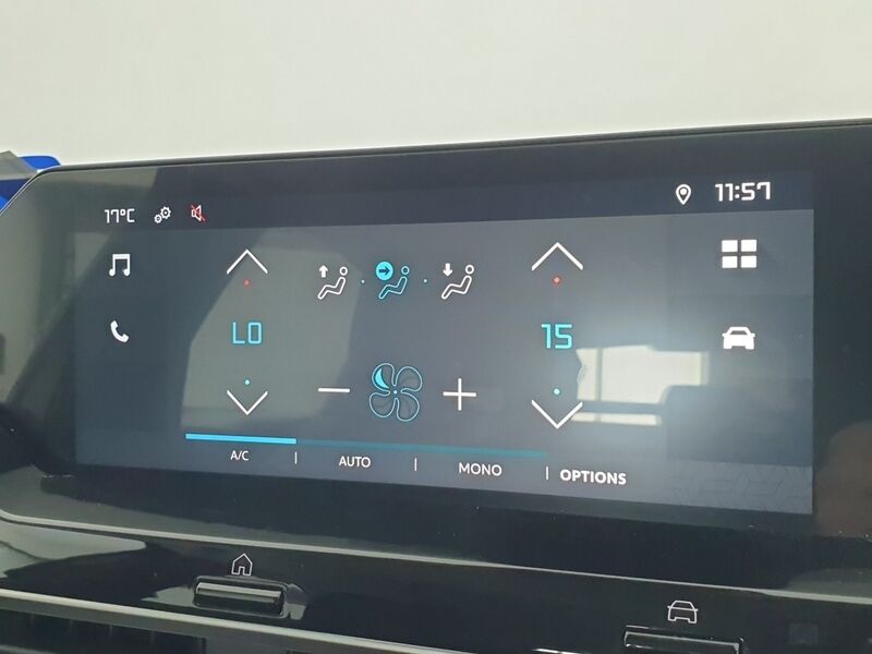 More views of Citroen e-C4