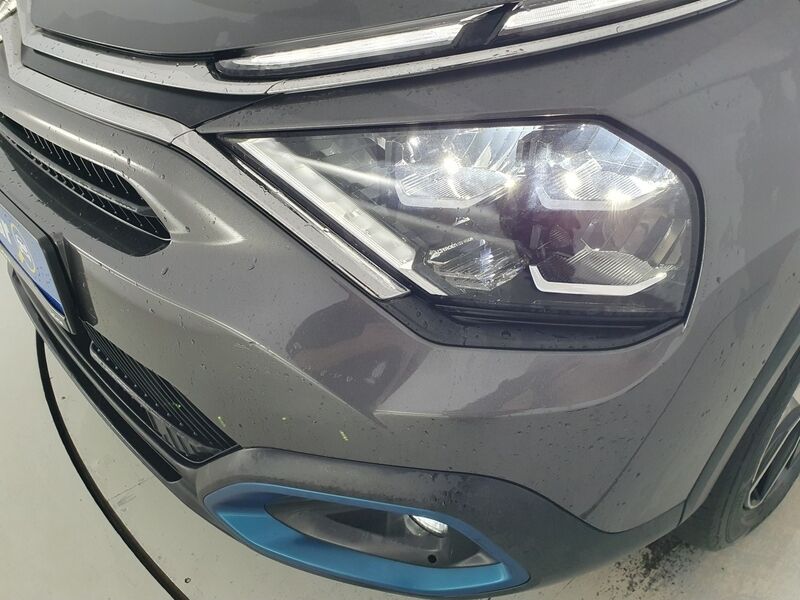 More views of Citroen e-C4