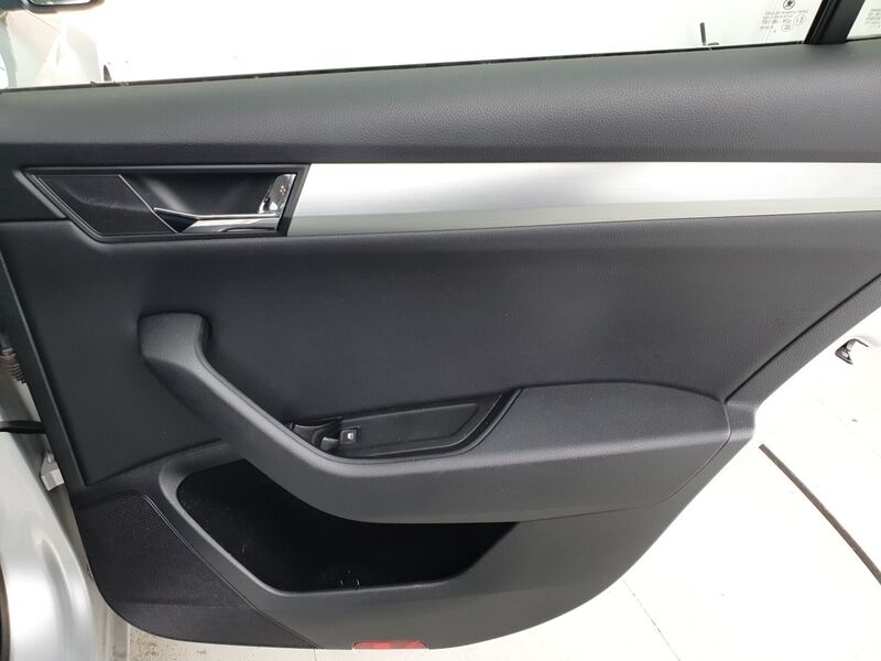 More views of Skoda Superb