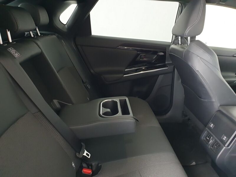 More views of Toyota bZ4X