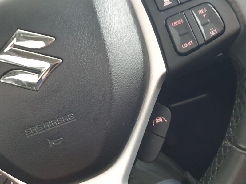 More views of Suzuki Vitara