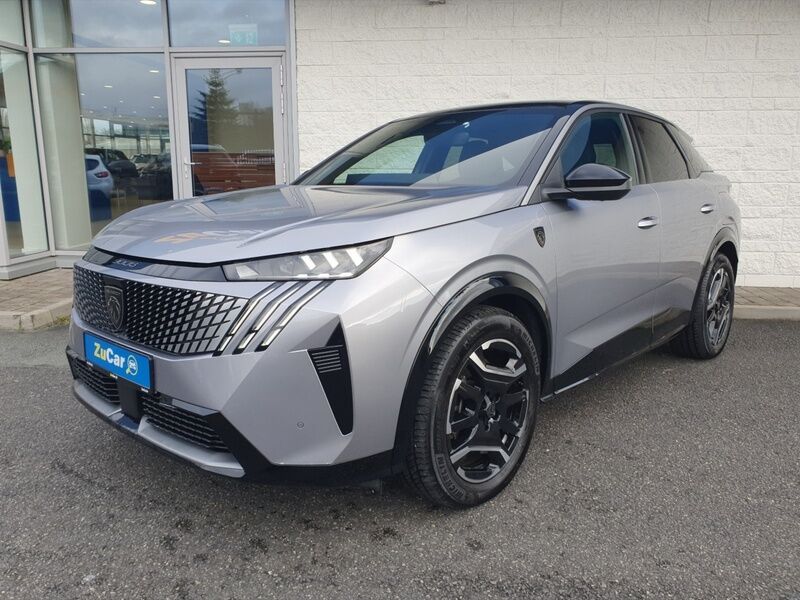 More views of Peugeot 3008