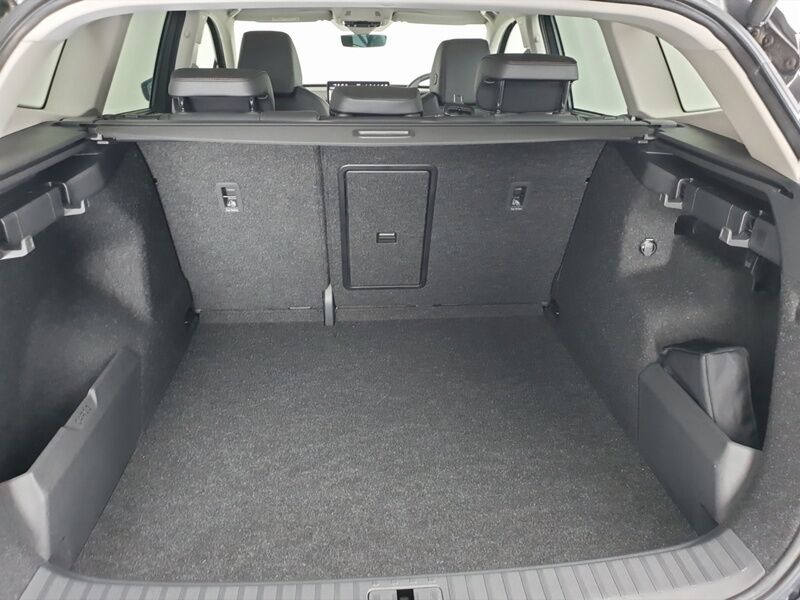 More views of Skoda Enyaq