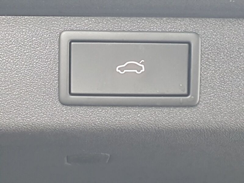 More views of Skoda Enyaq