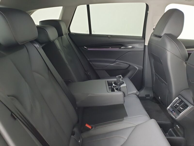 More views of Skoda Enyaq