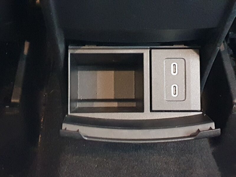 More views of Mercedes-Benz GLA