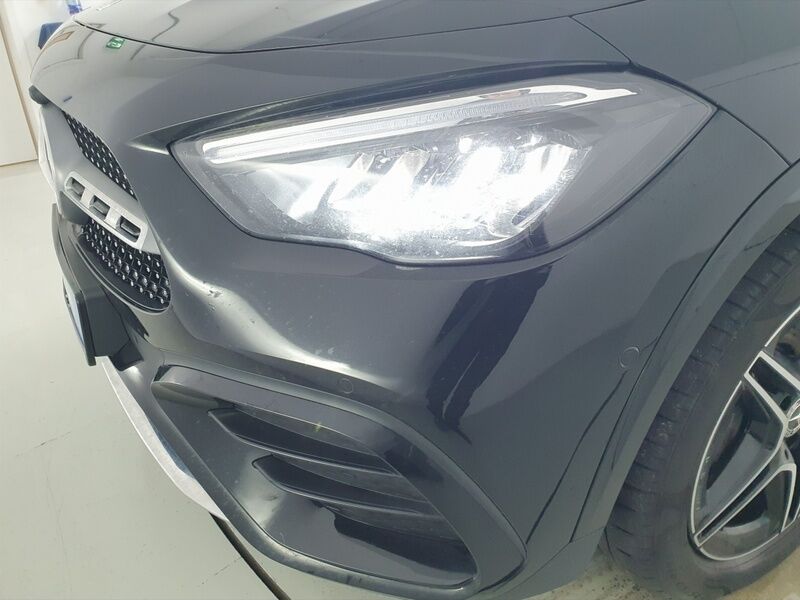 More views of Mercedes-Benz GLA