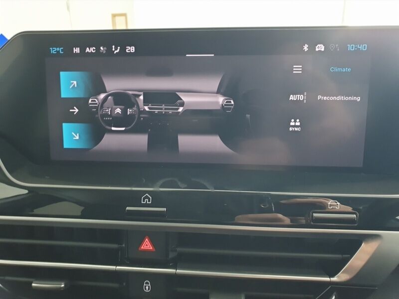 More views of Citroen e-C4