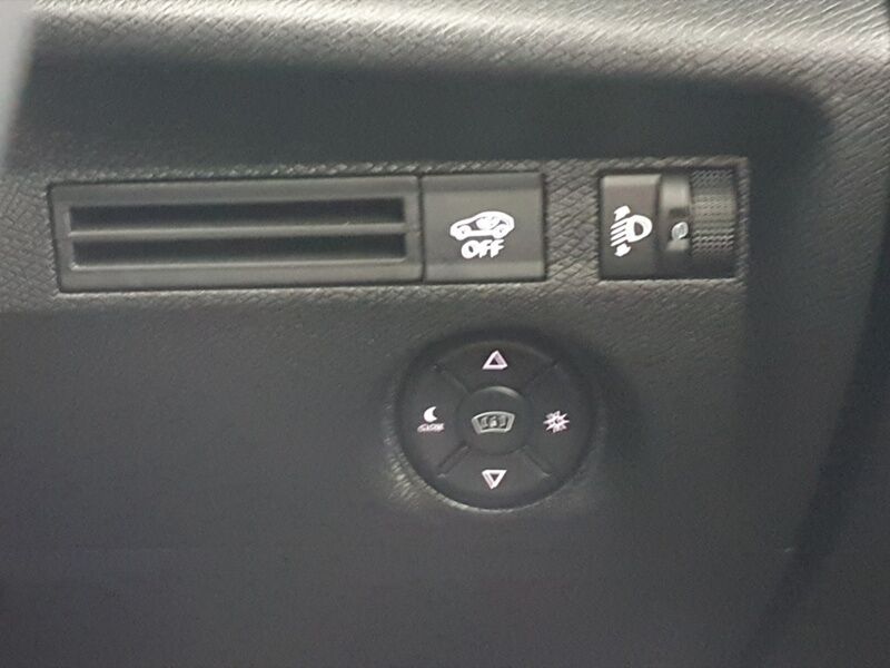 More views of Citroen e-C4