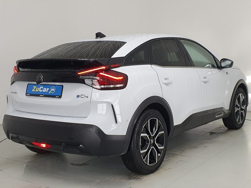 More views of Citroen e-C4