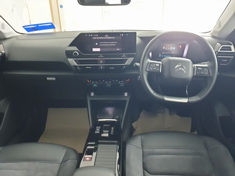 More views of Citroen e-C4