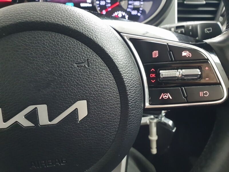 More views of Kia Ceed