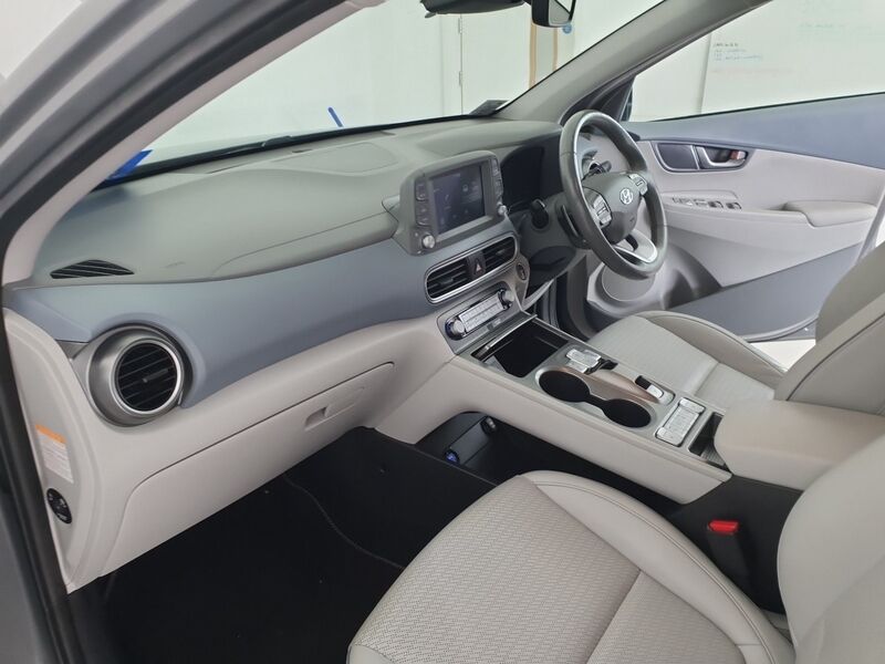 More views of Hyundai KONA