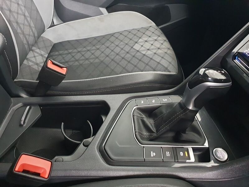 More views of Volkswagen Tiguan Allspace