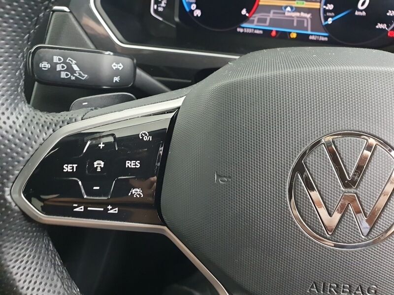 More views of Volkswagen Tiguan Allspace