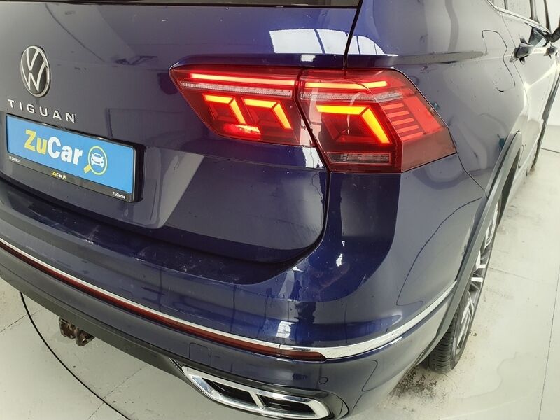 More views of Volkswagen Tiguan Allspace