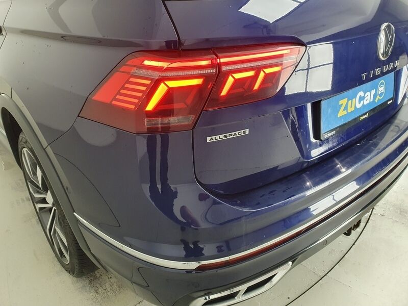 More views of Volkswagen Tiguan Allspace