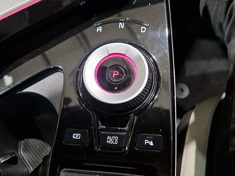 More views of Kia EV6