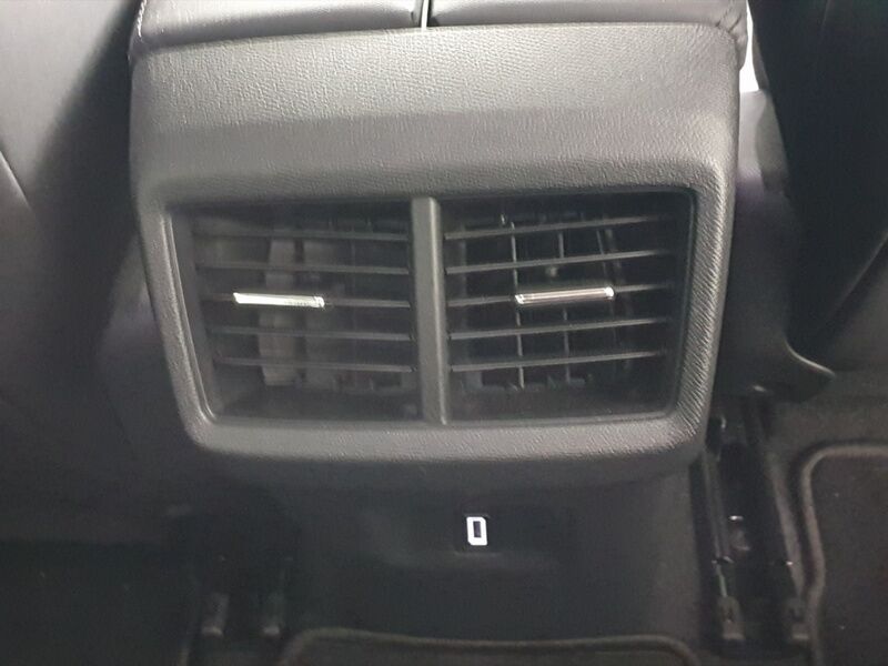 More views of Citroen C5 Aircross