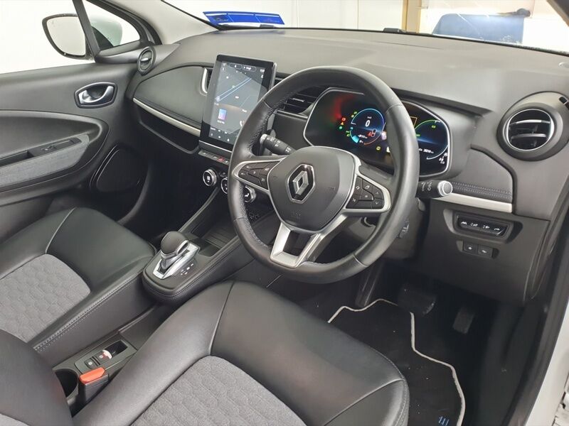 More views of Renault Zoe