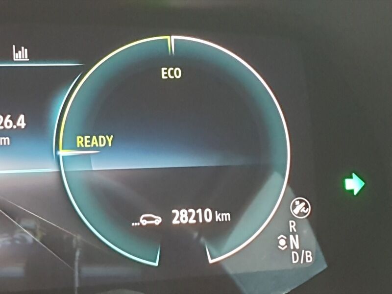 More views of Renault Zoe