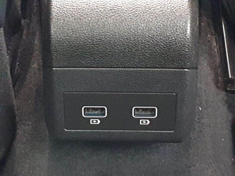 More views of Renault Zoe