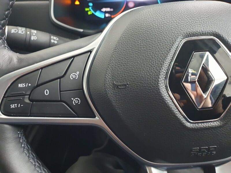 More views of Renault Zoe