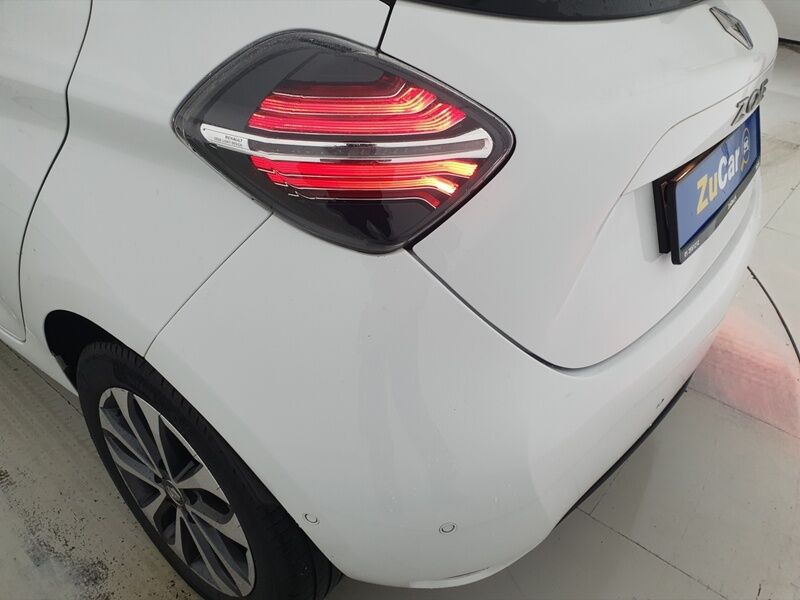 More views of Renault Zoe