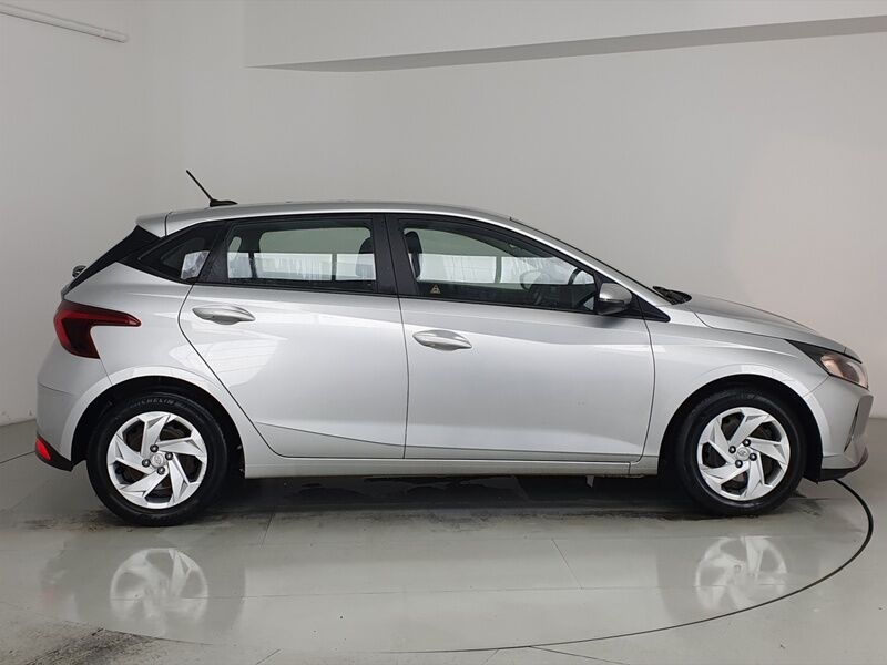 More views of Hyundai i20