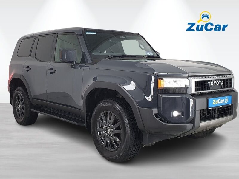 More views of Toyota Land Cruiser