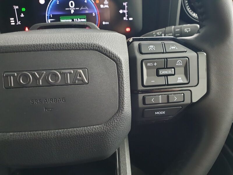 More views of Toyota Land Cruiser