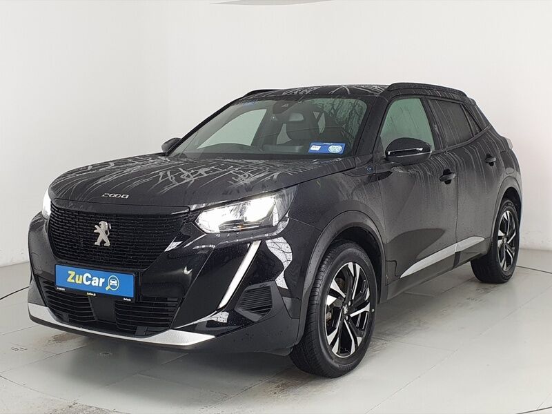 More views of Peugeot 2008