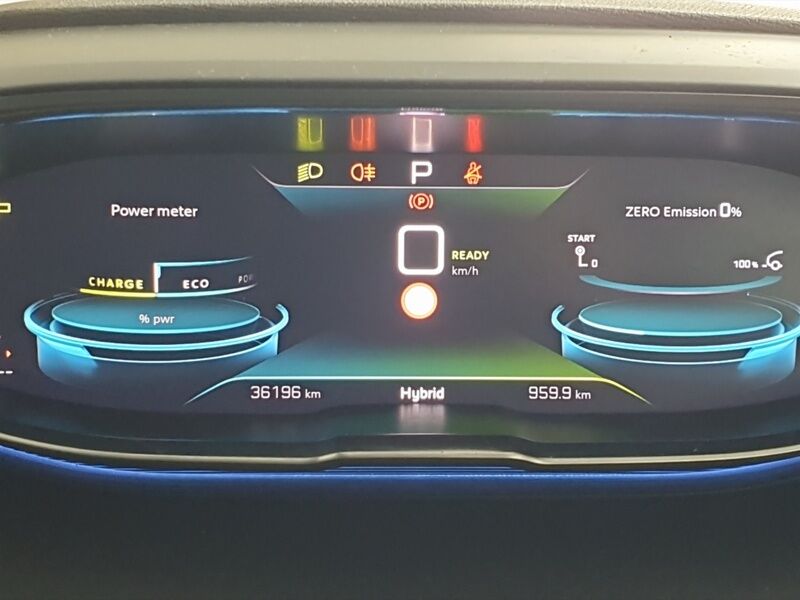 More views of Peugeot 3008