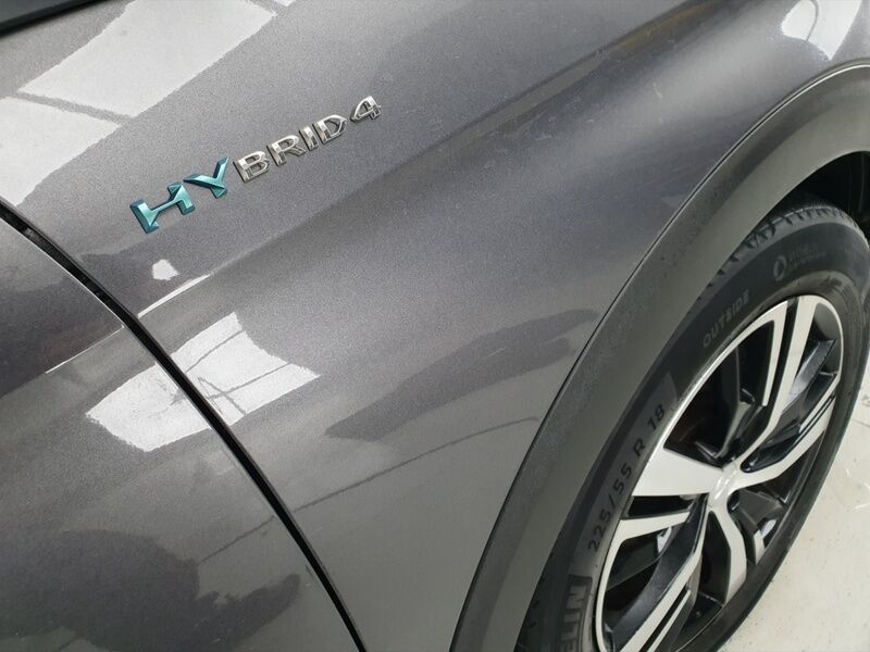 More views of Peugeot 3008