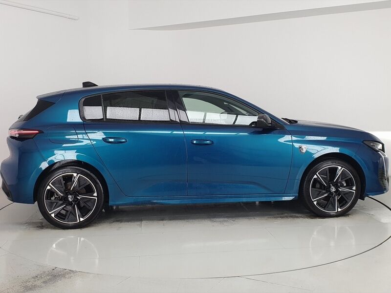 More views of Peugeot 308