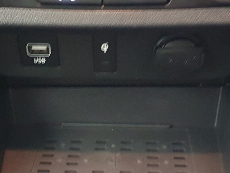 More views of Hyundai i10