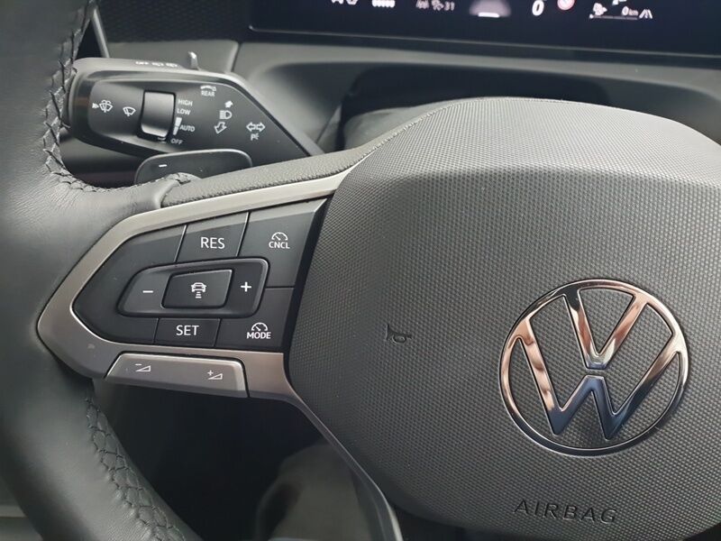 More views of Volkswagen Tiguan