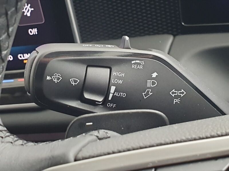 More views of Volkswagen Tiguan