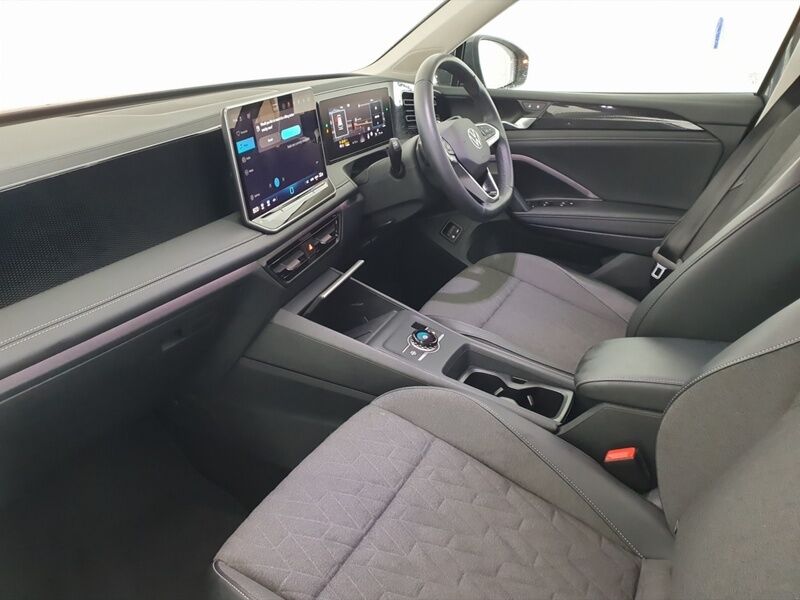 More views of Volkswagen Tiguan