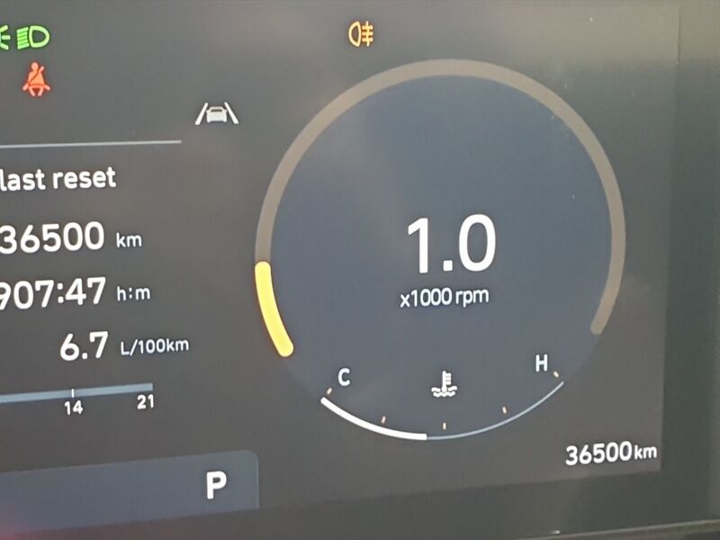 More views of Hyundai KONA