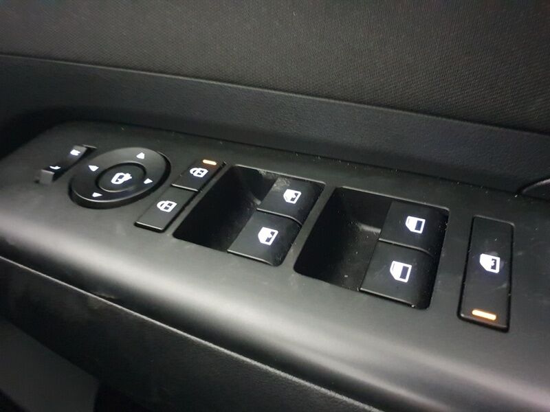 More views of Hyundai KONA