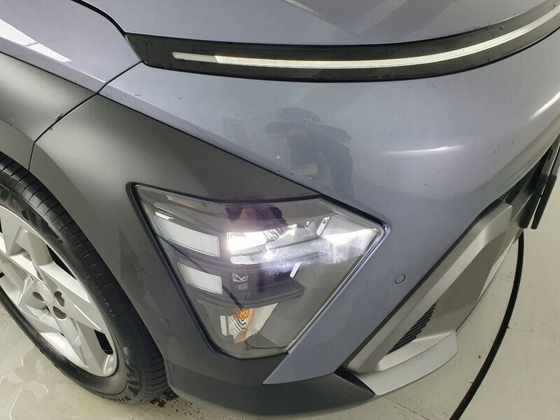 More views of Hyundai KONA