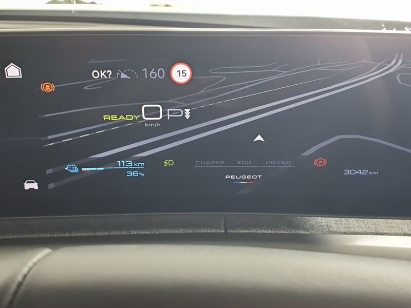 More views of Peugeot 3008