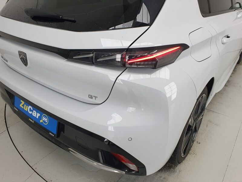 More views of Peugeot 308