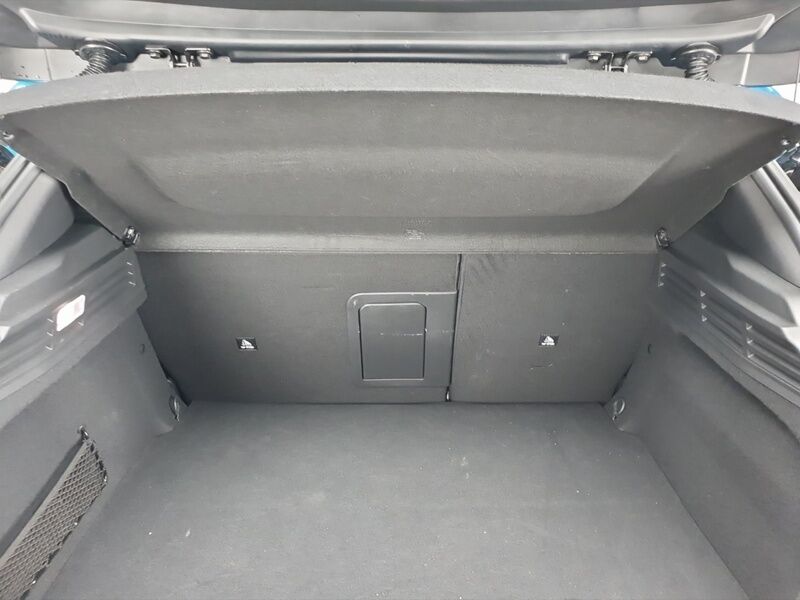 More views of Peugeot 308