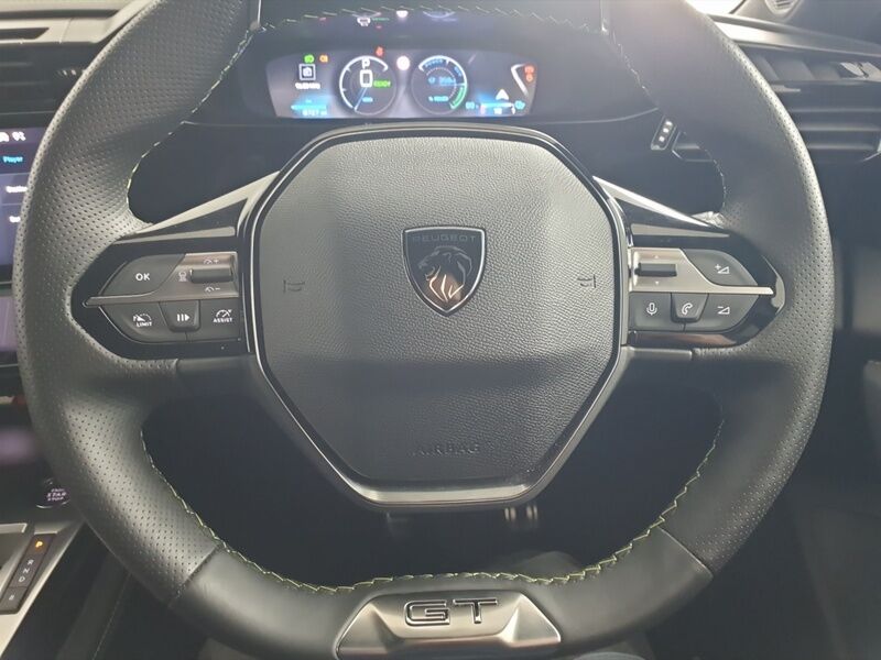 More views of Peugeot 308