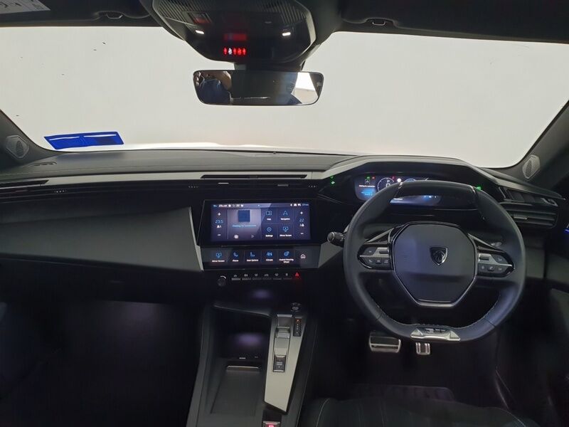 More views of Peugeot 308