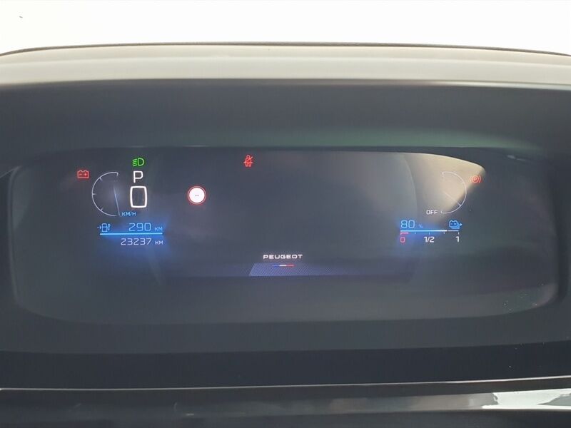 More views of Peugeot 308