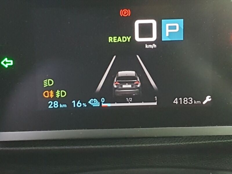 More views of Citroen e-C4